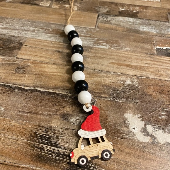 Other - 🌸 5 listings for 25.00 sale New rustic wood bead Garland Christmas ornament.